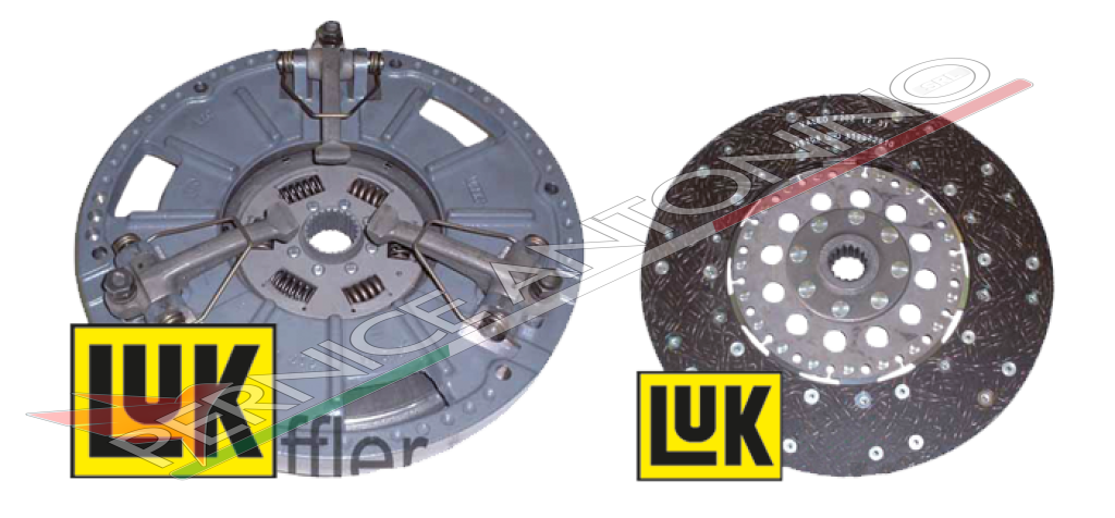 Clutch kit with double mechanism and clutch plate