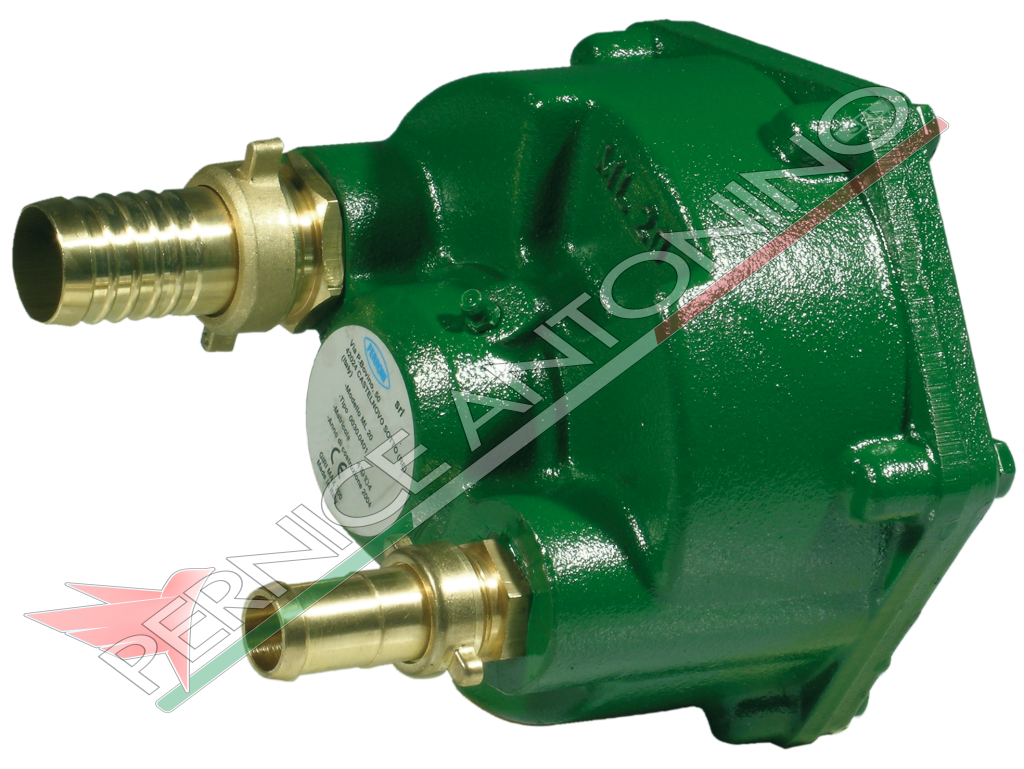 Self-priming pump for P.T.O.