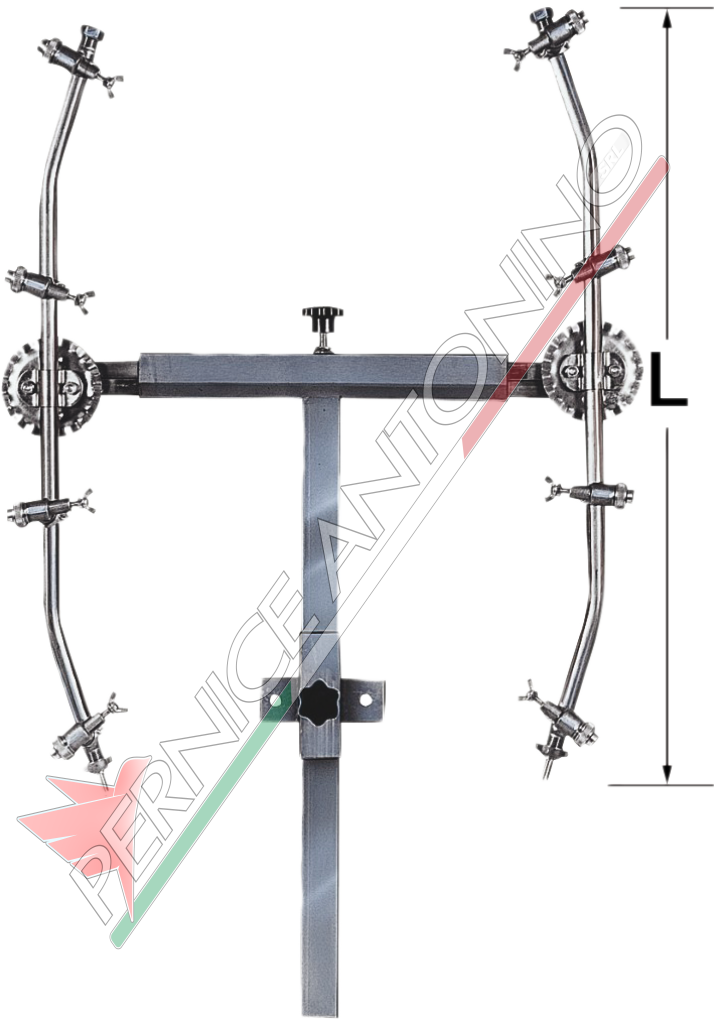 T-SHAPED SPRAYING BOOMS